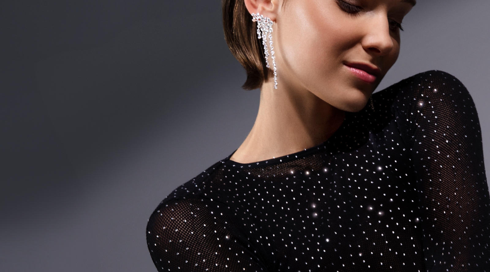 Jak nosić cekiny i metaliczne akcenty bez modowej wpadki